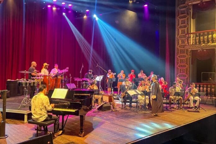 up_ag_51898_527b4d02-7597-3965-d4e1-8d9bbc63187f