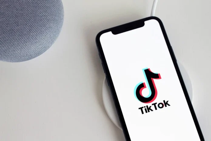 tiktok-5064078_1280-1024x682