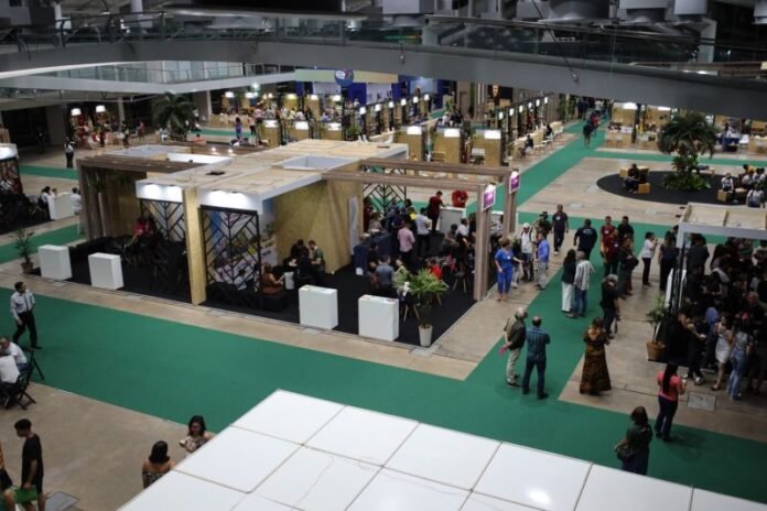 16505_049821ab-f00f-a5ad-07d7-ad2d9e5192d3