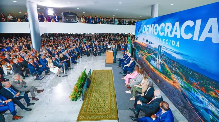 54254713224_f76798f0f2_c